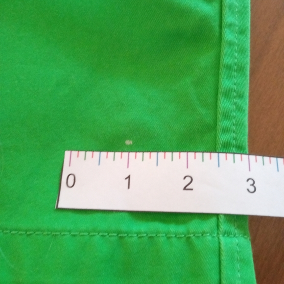 EUC J Crew Chino "Broken-In" Cotton Bermuda Shorts, Bright Green, Size 8 - Picture 7 of 7